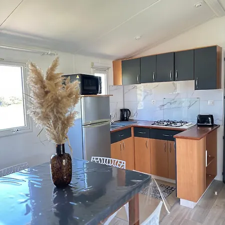 Les De Lisa Maria Lantgård Serra-di-Fiumorbo